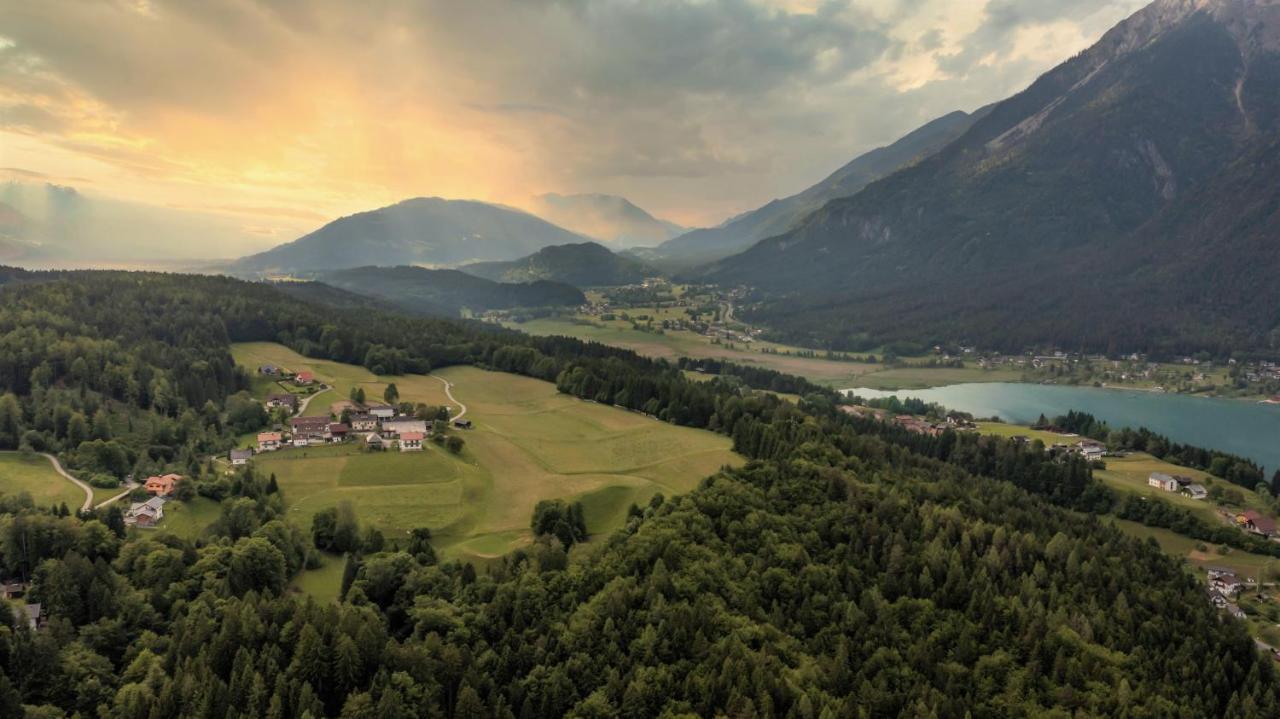 Ferienhaus Schmied Egg bei Hermagor Екстериор снимка